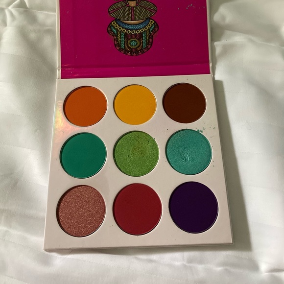 The Zulu Juvia’s Place palette - Picture 2 of 4